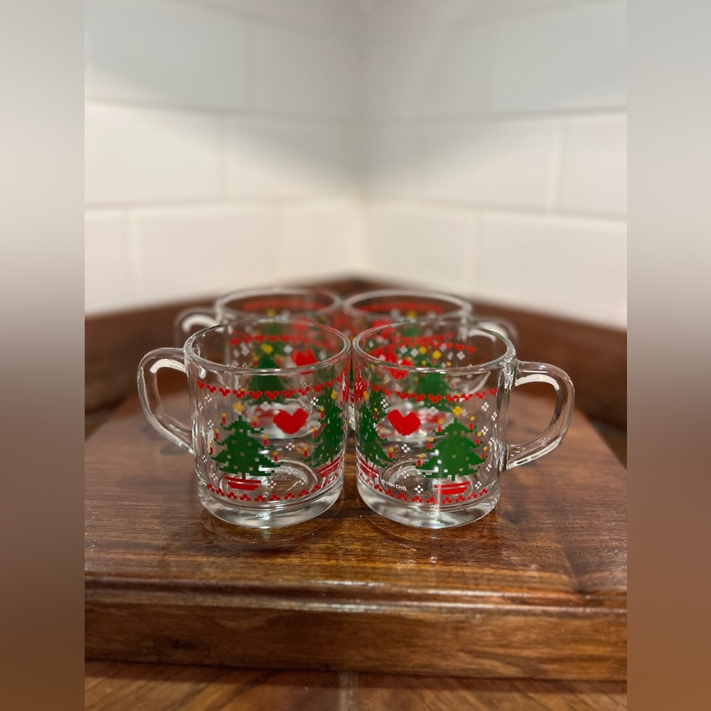 Vintage CHD 1984 Cross-Stitch Christmas 4 Mugs Trees & Hearts 12 oz